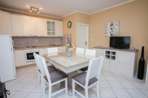 Гостиница Apartment Peric  Селине